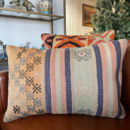 1950 TURKISH ANATOLIAN KILIM RUG PILLOW 16x24 (PIL.1225)