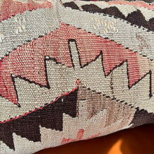 1950 TURKISH KILIM PILLOW 12x18 (PIL.1129)