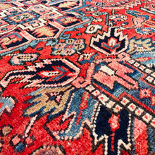 1930 PERSIAN HERIZ RUG 4’ 7” x 6’ 4” (MED.FEA.170)