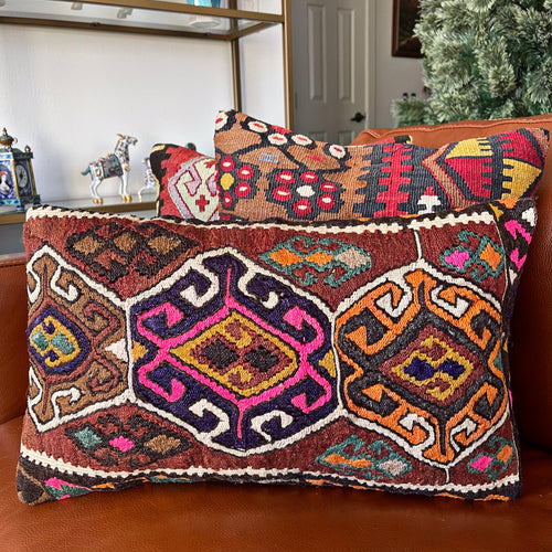 1950 TURKISH KILIM PILLOW 12x18 (PIL.1156)