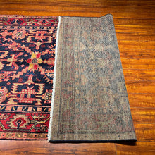 1950 PERSIAN BORUJERD RUG 4’ 6” x 7’ 1” (MED.75)