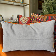 1950 TURKISH KILIM PILLOW 12x18 (PIL.1120)