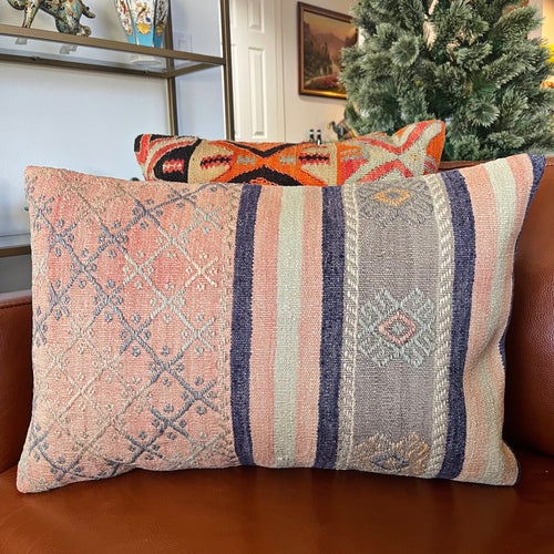 1950 TURKISH ANATOLIAN KILIM RUG PILLOW 16x24 (PIL.1221)