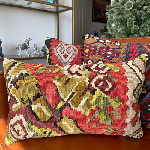 1950 TURKISH KILIM PILLOW 12x18 (PIL.1117)