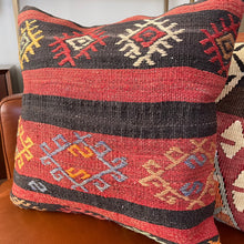 VINTAGE ANATOLIAN KILIM RUG PILLOW 16x16 (PIL.1197)