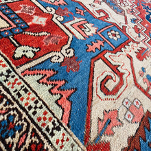 1890 PERSIAN SERAPI RUG 9’ 5” x 11’ 2” (LAR-HRZ1800)