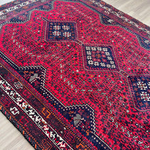 1970 PERSIAN SHIRAZ RUG 6’ 8” x 9’ 5” (LAR.550)