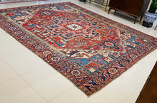 1890 PERSIAN SERAPI RUG 9’ 5” x 11’ 2” (LAR-HRZ1800)