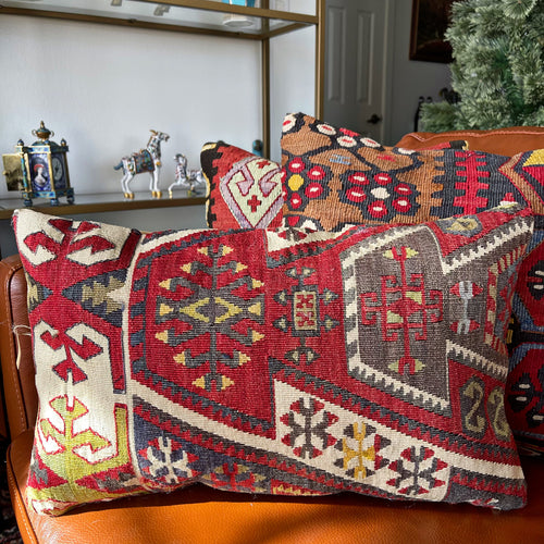 1950 TURKISH KILIM PILLOW 12x18 (PIL.1140)
