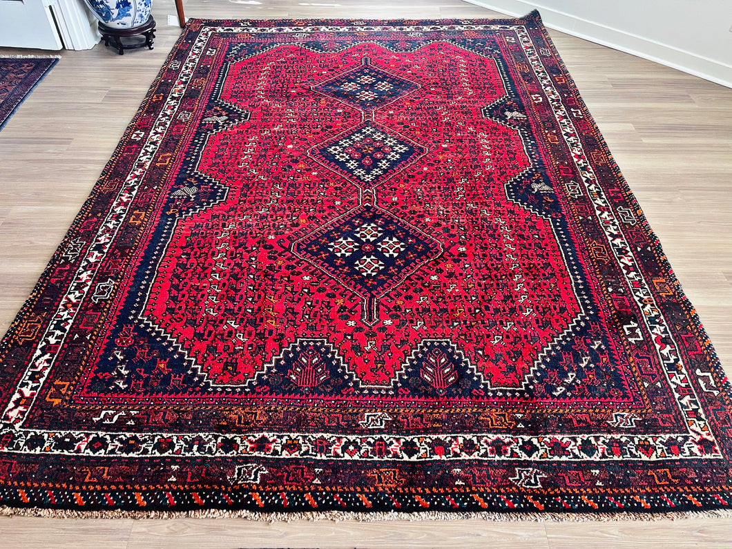 1970 PERSIAN SHIRAZ RUG 6’ 8” x 9’ 5” (LAR.550)