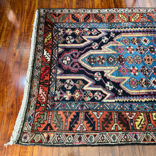 1930 PERSIAN SHAHSAVAN RUG 4’ 1” x 6’ 4” (MED.FEA.168)
