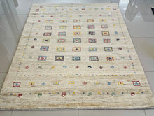 1980 PERSIAN QASHQAEI GABBEH RUG 4’ 11” x 6’ 7” (MED.FEA.1910)