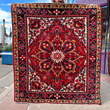 1950 PERSIAN HERIZ RUG 4’ x 4’ 7” (MED.FEA.100)