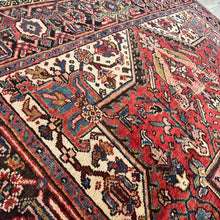 1950 PERSIAN HERIZ RUG 4’ 11” x 6’ 2” (MED.FEA.6175