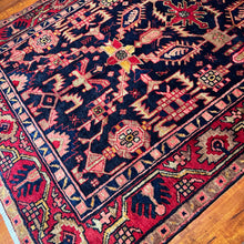 1950 PERSIAN BORUJERD RUG 4’ 6” x 7’ 1” (MED.75)