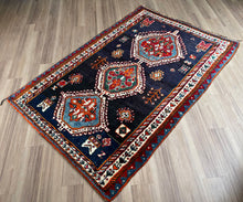 1940 PERSIAN LORI RUG 4’ 4” x 6’ 4” (MED.FEA.3155)