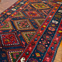 1950 PERSIAN ZANJAN RUG 4’ 1” x 7’ 3” (MED.FEA.173)