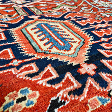 1900 PERSIAN HERIZ RUG 8’ 10” x 12’ 2” (LAR-HRZ2000)