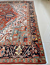 1900 PERSIAN HERIZ RUG 8’ 10” x 12’ 2” (LAR-HRZ2000)