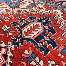 1890 PERSIAN SERAPI RUG 9’ 5” x 11’ 2” (LAR-HRZ1800)