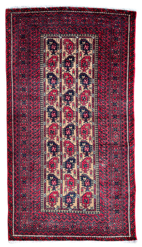 1940 PERSIAN BALUCH RUG 2’ 10” x 5’ 2” (MED.FEA.7371)