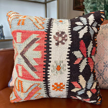 VINTAGE ANATOLIAN KILIM RUG PILLOW 16x16 (PIL.1203)