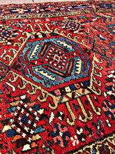 1930 PERSIAN HERIZ RUG 3’ 1” x 11’ 1” (RUN.FEA.175)