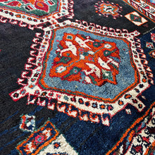 1940 PERSIAN LORI RUG 4’ 4” x 6’ 4” (MED.FEA.3155)