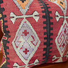 VINTAGE ANATOLIAN KILIM RUG PILLOW 16x16 (PIL.1193)
