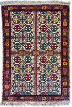 1970 PERSIAN SHIRAZ KILIM RUG 4’ 6” x 6’ 6” (MED.7201)