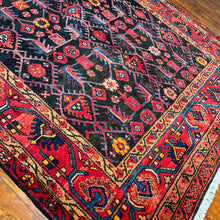 1950 PERSIAN BORUJERD RUG 4’ 9” x 6’ 9” (MED.74)