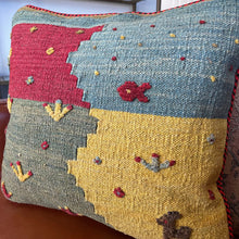 PERSIAN GABBEH KILIM PILLOW 18x18 (PIL.204)