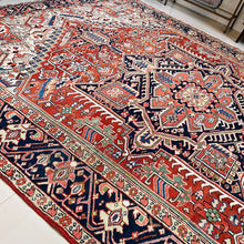 1900 PERSIAN HERIZ RUG 8’ 10” x 12’ 2” (LAR-HRZ2000)