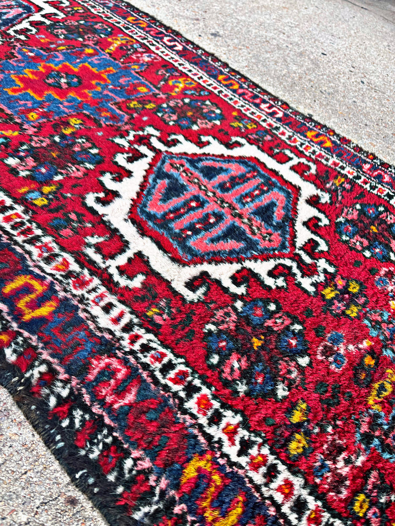 1940 PERSIAN KARAJEH RUG 2’ x 5’ 5” (RUN.8010) – Vespucci Rugs