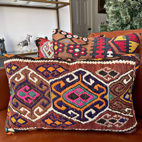 1950 TURKISH KILIM PILLOW 12x18 (PIL.1155)