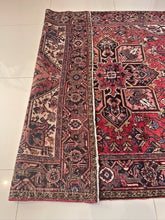 1950 PERSIAN HERIZ RUG 4’ 11” x 6’ 2” (MED.FEA.6175