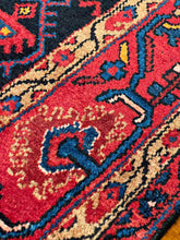 1950 PERSIAN BORUJERD RUG 4’ 9” x 6’ 9” (MED.74)