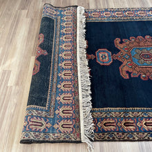 1950 PERSIAN TALEGHAN RUG 4’ 11” x 7’ (MED.6336)