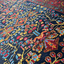 1930 PERSIAN TAFRESH RUG 4’ 9” x 7’ (MED.FEA.5152)