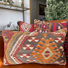 1950 TURKISH KILIM PILLOW 12x18 (PIL.1110)