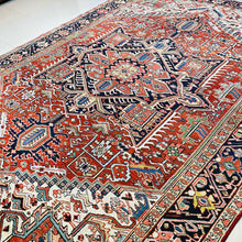 1900 PERSIAN HERIZ RUG 8’ 10” x 12’ 2” (LAR-HRZ2000)