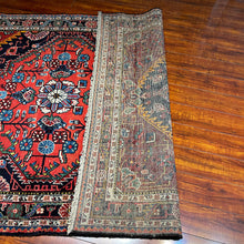 1950 TUISERKAN RUG 4’ 6” x 6’ 7” (MED.FEA.236)