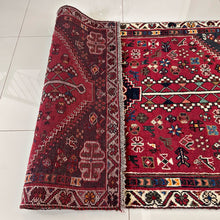 1950 SHIRAZ RUG 3’ 4” x 5’ 3” (MED.283)