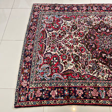 1940 BORCHALU RUG 4’ 9” x 6’ 6” (MED.6193)