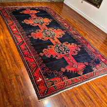 1950 PERSIAN SHAHSAVAN RUG 5’ 1” x 8’ 11” (MED.90)