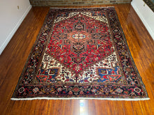 1950 PERSIAN HERIZ RUG 6’ 11” x 10’ 2” (LARG.FEA.60)