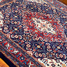 1950 PERSIAN SAROUK RUG 2’ 3” x 2’ 6” (SMA.15)