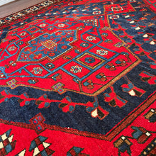 1950 PERSIAN BAKHTIARI RUG 7’ x 10’ 2” (LARG.293)