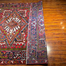 1950 PERSIAN HERIZ RUG 6’ 11” x 9’ 4” (LAR.FEA.438)