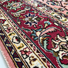 1970 TABRIZ RUG 6’ 5” x 10’ (LARGE.FEA.603)